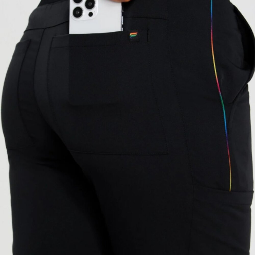 NEW Fabletics On Call Scrub Reflective Jogger RARE Black Rainbow M Short Petite - Picture 2 of 8